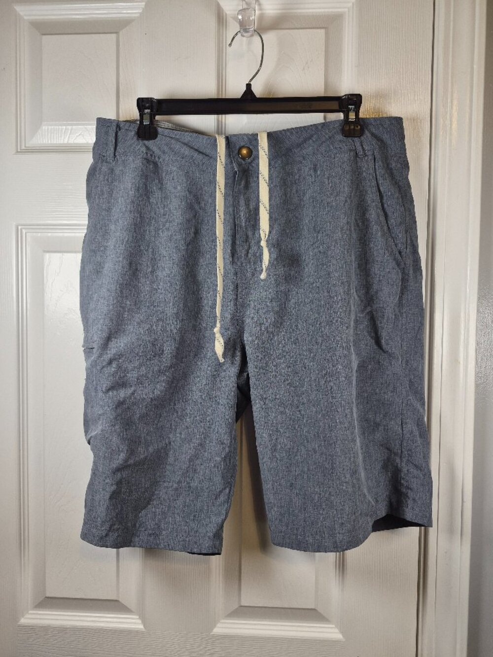Abbot + Main Mens Hybrid Shorts Size 34 Gray Heathered Quick Dry Flat Front~READ